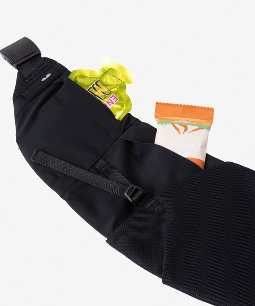 THE NORTH FACE(ザノースフェイス)の「【THE NORTH FACE/ザ ノースフェイス】PACER BELT(ボディバッグ/ウエストポーチ・メンズ・ブラック/グレー・FREE)」の13枚目の写真