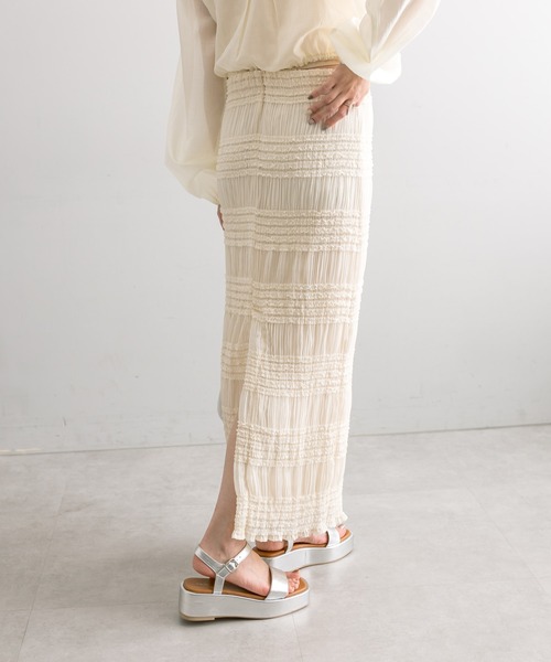 mline（エムライン）の「【サイズ展開あり】[mline]フリルティアードスカート（スカート・レディース・アイボリー/ブラック・1/2）」の4枚目の写真