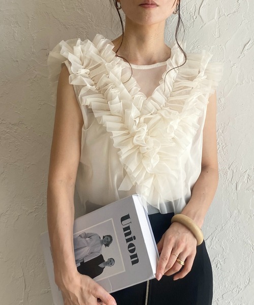 She's Closet(シーズクローゼット)の「シアーフリルチュールショート丈クロップドビスチェベスト(ベスト・レディース・グレイッシュベージュ/アイボリー/ブラック/グレー/チャコールグレー・FREE)」の13枚目の写真