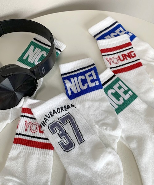 non-hedge（ノンヘッジ）の「スポーティーロゴソックス（ソックス/靴下・レディース・ブラック/ブルー/レッド/グリーン・FREE）」の14枚目の写真