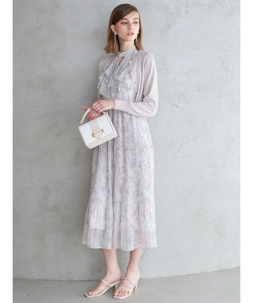 MERCURYDUO(マーキュリーデュオ)の「ビジューボタンニットカーディガン(カーディガン/ボレロ・レディース・オフホワイト/ブルー/ブラック/ラベンダー/ベージュ・FREE)」の14枚目の写真