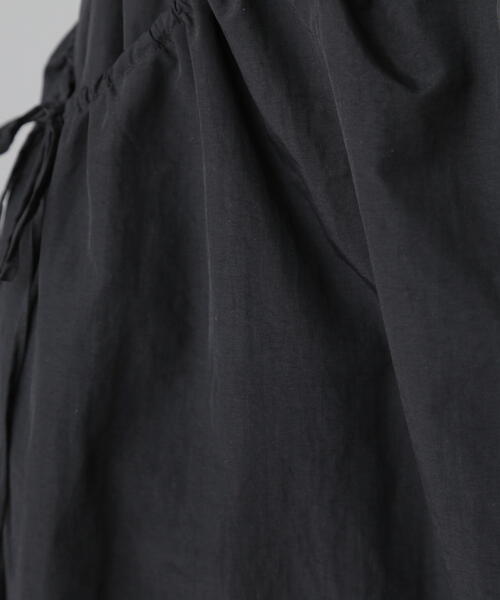 FREE'S MART（フリーズマート）の「◆カットドッキングウエストドロストワンピース（ワンピース・レディース・ホワイト/ライトグリーン/ブラック・SMALL/MEDIUM）」の8枚目の写真