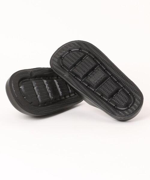 COLONY 2139（コロニートゥーワンスリーナイン）の「EVAバンドサンダル（サンダル・レディース・ブラック/グレー/グリーン・MEDIUM/LARGE）」の19枚目の写真