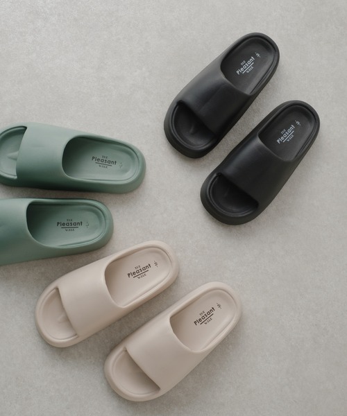 COLONY 2139（コロニートゥーワンスリーナイン）の「EVAバンドサンダル（サンダル・レディース・ブラック/グレー/グリーン・MEDIUM/LARGE）」の4枚目の写真