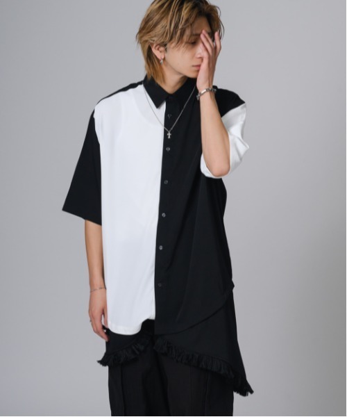 REGIEVO(レジエボ)の「REGIEVO 袖フリンジ2WAYシャツ(シャツ/ブラウス・メンズ・オフホワイト/ブラック・L/M)」の1枚目の写真