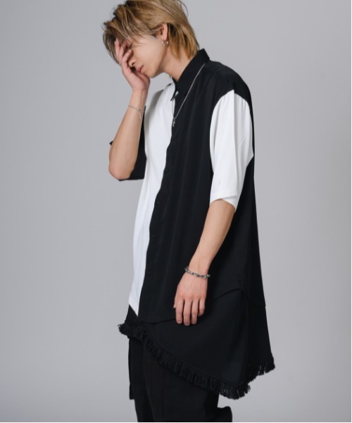 REGIEVO(レジエボ)の「REGIEVO 袖フリンジ2WAYシャツ(シャツ/ブラウス・メンズ・オフホワイト/ブラック・L/M)」の5枚目の写真