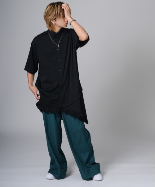 REGIEVO(レジエボ)の「REGIEVO 袖フリンジ2WAYシャツ(シャツ/ブラウス・メンズ・オフホワイト/ブラック・L/M)」の17枚目の写真