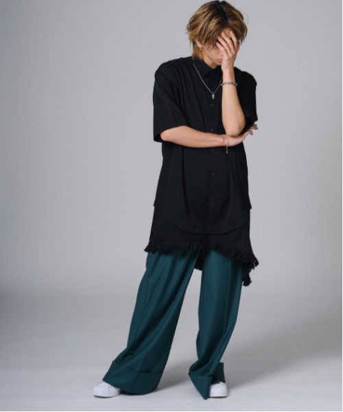 REGIEVO(レジエボ)の「REGIEVO 袖フリンジ2WAYシャツ(シャツ/ブラウス・メンズ・オフホワイト/ブラック・L/M)」の18枚目の写真