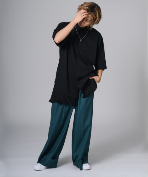 REGIEVO(レジエボ)の「REGIEVO 袖フリンジ2WAYシャツ(シャツ/ブラウス・メンズ・オフホワイト/ブラック・L/M)」の21枚目の写真