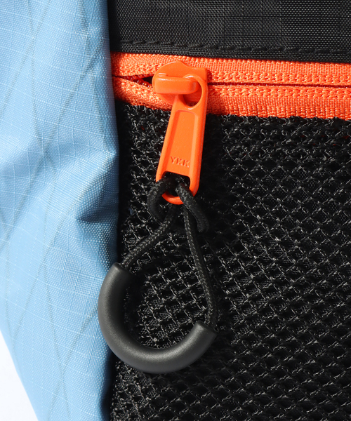 BRAIN DEAD(ブレインデット)の「BRAIN DEAD / ブレインデッド EQUIPMENT CHALK BAG BDS23A00003765(クラッチバッグ・メンズ・ブラック/ホワイト・FREE)」の10枚目の写真