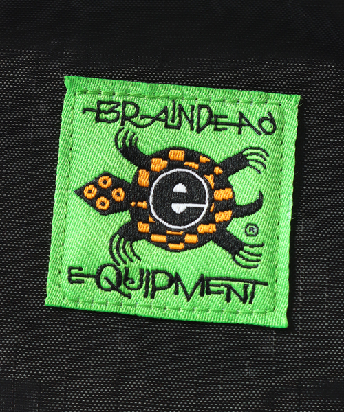 BRAIN DEAD(ブレインデット)の「BRAIN DEAD / ブレインデッド EQUIPMENT CHALK BAG BDS23A00003765(クラッチバッグ・メンズ・ブラック/ホワイト・FREE)」の4枚目の写真