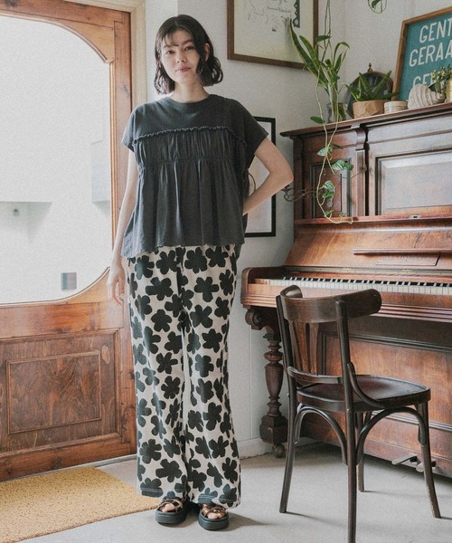 niko and...（ニコアンド）の「ドッキングギャザープルオーバー（Tシャツ/カットソー・レディース・ピンク/チャコール/パープル/オフホワイト・MEDIUM/LARGE）」の6枚目の写真