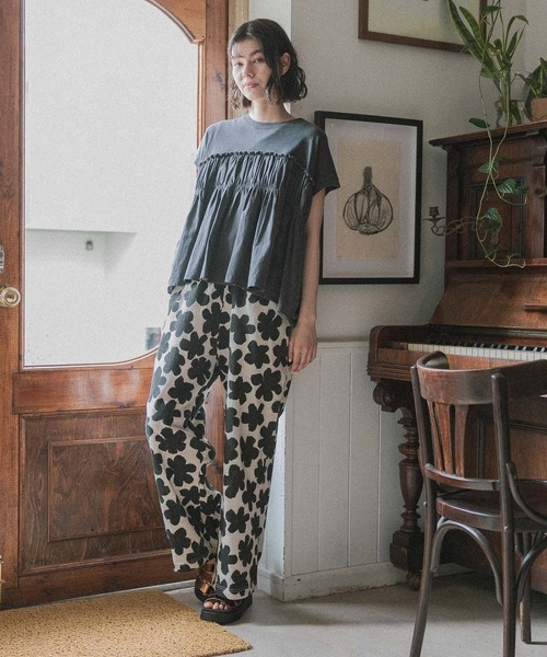 niko and...（ニコアンド）の「ドッキングギャザープルオーバー（Tシャツ/カットソー・レディース・ピンク/チャコール/パープル/オフホワイト・MEDIUM/LARGE）」の5枚目の写真