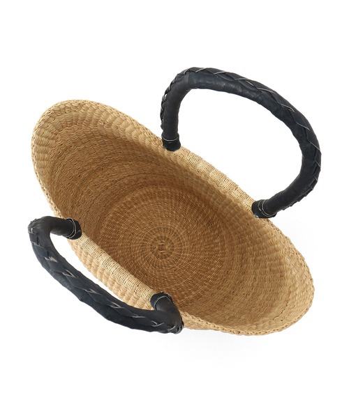 SALON adam et rope'（サロン アダム エ ロペ）の「ボルガ丸底ニケフォルムバスケット M/無地黒ハンドル（かごバッグ・レディース・ベージュ・FREE）」の17枚目の写真