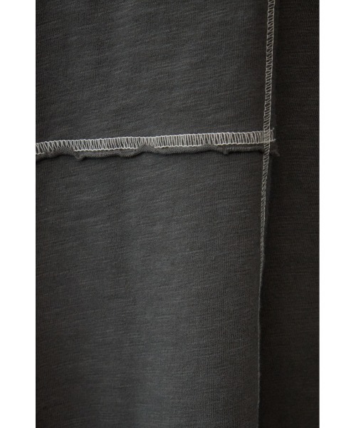 AZUL by moussy（アズールバイマウジー）の「ビッグチュニックシャツ（Tシャツ/カットソー・レディース・カーキ/スモークグレー・FREE）」の6枚目の写真