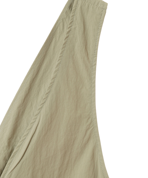 SOFFITTO（ソフィット）の「サイドラインバッククロスジャンパースカート(取り扱い店舗限定)（ワンピース・レディース・ブラック/カーキ/ベージュ・FREE）」の6枚目の写真