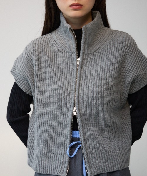 AZUL by moussy(アズールバイマウジー)の「ジップアップニットベスト(ベスト・レディース・アイボリー/ブラック/グレー・FREE)」の3枚目の写真