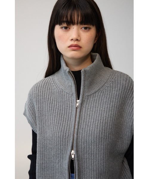 AZUL by moussy(アズールバイマウジー)の「ジップアップニットベスト(ベスト・レディース・アイボリー/ブラック/グレー・FREE)」の13枚目の写真