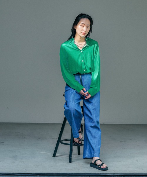 Elura（エルーラ）の「カラーリネンシャツ/138091（シャツ/ブラウス・レディース・ブルー/グリーン/ネイビー・MEDIUM/LARGE）」の9枚目の写真