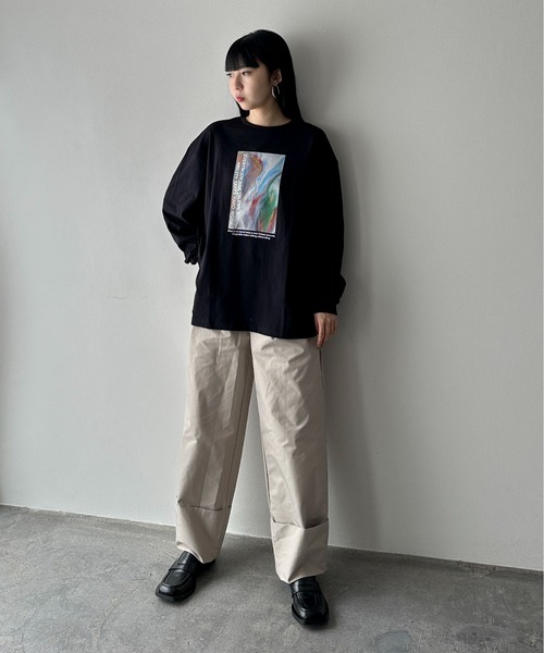 feepur(フェピュール)の「ニュアンスグラフィックビッグロンTee(Tシャツ/カットソー・レディース・ブラック/オフホワイト・MEDIUM)」の22枚目の写真