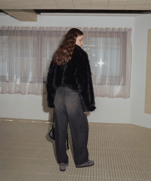 ショート丈ファージャケット フェイクファーショート丈ダブルジップジャケット（ブルゾン