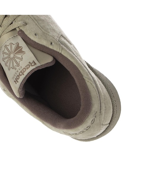 Reebok(リーボック)の「CLUB C 85 100201183(スニーカー・メンズ・ブラウン・23.0cm/23.5cm/24.0cm/24.5cm/25.0cm/25.5cm/26.5cm/27.0cm/27.5cm/28.0cm/28.5cm/29.0cm/22.5cm/26.0cm/30.0cm)」の4枚目の写真