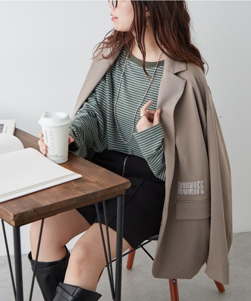NUNIFE(ユニフィー)の「【UNISEX】刺繍入りテーラード(テーラードジャケット・レディース・ブラック/ライトブラウン/チャコールグレー・FREE)」の3枚目の写真