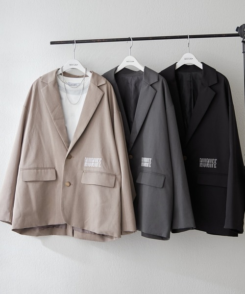 NUNIFE(ユニフィー)の「【UNISEX】刺繍入りテーラード(テーラードジャケット・レディース・ブラック/ライトブラウン/チャコールグレー・FREE)」の1枚目の写真