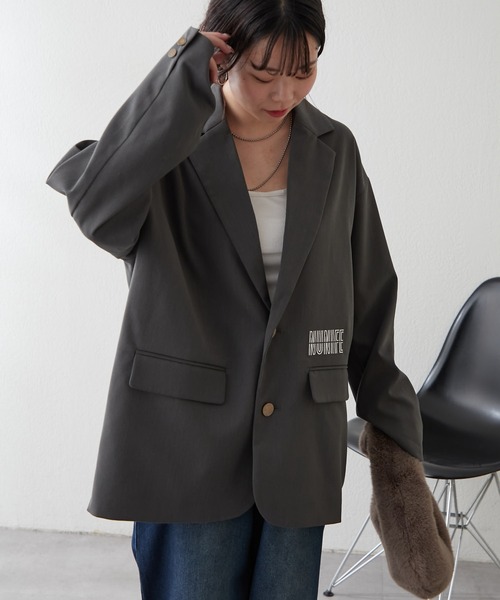 NUNIFE(ユニフィー)の「【UNISEX】刺繍入りテーラード(テーラードジャケット・レディース・ブラック/ライトブラウン/チャコールグレー・FREE)」の12枚目の写真
