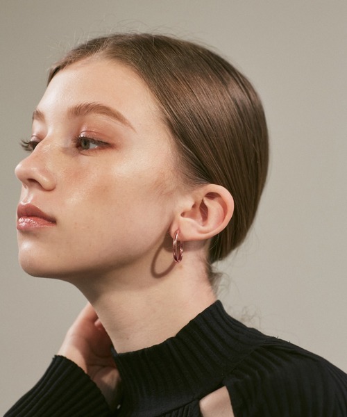 ciite' surgical stainless（シーテサージカルステンレス）の「【 金属アレルギー対応 】 シンプルフープピアス サージカルステンレス   (両耳用)（ピアス（両耳用）・レディース・シルバー/ゴールド/ピンクゴールド・FREE）」の3枚目の写真