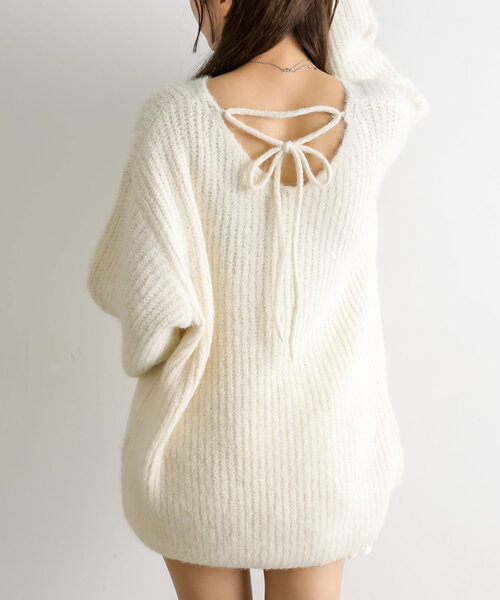 OLIVE des OLIVE（オリーブデオリーブ）の「後ろリボンチュニックプルオーバー（ワンピース・レディース・チャコールグレー/アイボリー/ブラウン/ピンク・FREE）」の2枚目の写真