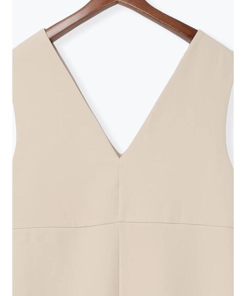 Te chichi TERRASSE（テチチテラス）の「Vネックジャンパースカート（ワンピース・レディース・ベージュ/モカ/ブラック・F）」の16枚目の写真