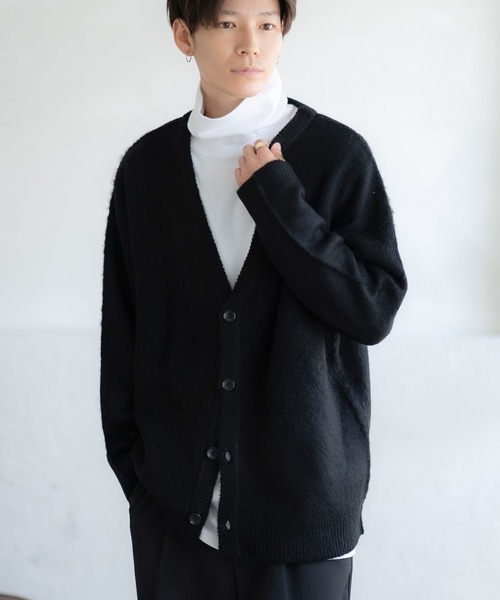 improves（インプローブス）の「無地＆総柄 モヘアタッチ ニット カーディガン（カーディガン/ボレロ・メンズ・グレー/グレー系/ベージュ系1/ホワイト系3/ブラック系4/ブラック/ワイン/ホワイト系2/グレー系3/ブラック系5/ブラック系6/ベージュ/マスタード/カーキ系/ベージュ系5/ブラック系1/ベージュ系2/ブラウン系4/レッド系6・MEDIUM/LARGE）」の4枚目の写真