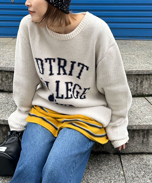 CIAOPANIC（チャオパニック）の「モールカレッジロゴニット（ニット/セーター・レディース・アイボリー/グレー/レッド・FREE）」の2枚目の写真