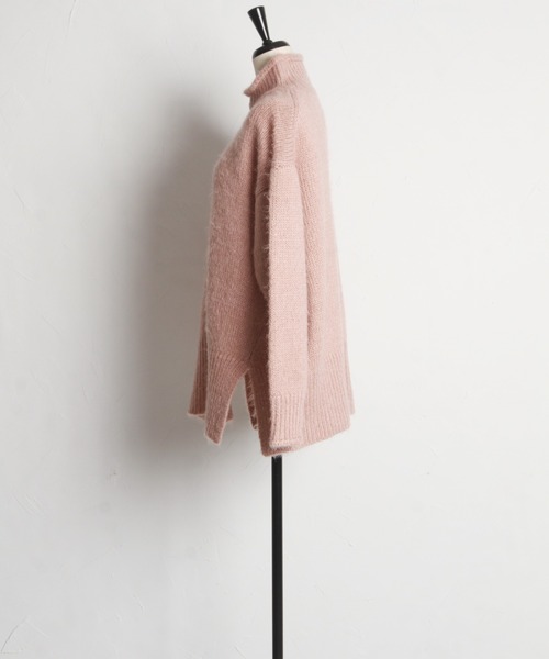 tocco closet(トッコ クローゼット)の「ハイネックドロップショルダーニットプルオーバー(ニット/セーター・レディース・ピンク/オフホワイト・M)」の15枚目の写真