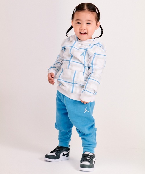 JORDAN BRAND（ジョーダンブランド）の「ジョーダン 1 LOW ALT ベビーシューズ / Jordan 1 Low Alt Baby/Toddler Shoes DR9747-152 White（スニーカー・キッズ・ホワイト系その他7・14/16/11/8/10/12/15 /13）」の3枚目の写真