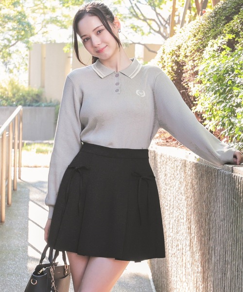 Honeys(ハニーズ)の「衿付ニットトップス(ポロシャツ・レディース・アイボリー/ブラック/杢グレー/ピンク・L/M/S)」の4枚目の写真