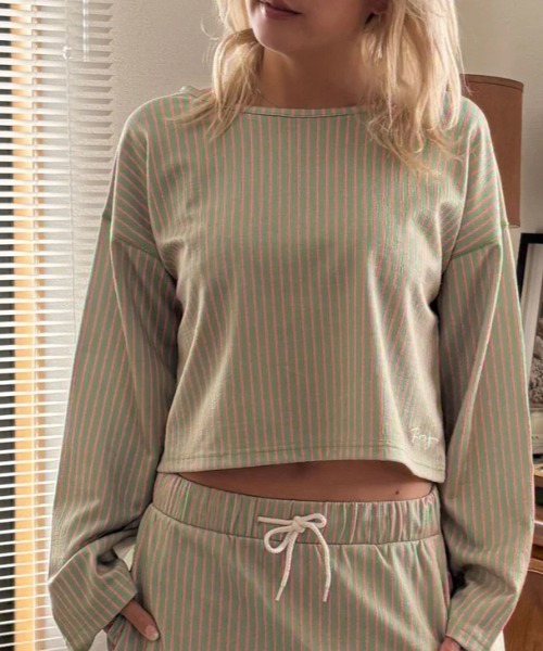 ROXY（ロキシー）の「COASTAL ESCAPE L/S/ロキシーショート丈袖ワイドシルエット長袖ロンT（Tシャツ/カットソー・レディース・ブラック系その他/グリーン/ベージュ/ブラック・MEDIUM/SMALL/LARGE）」の4枚目の写真