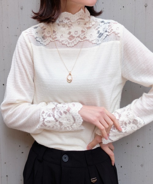 Rejoule（リジュール）の「起毛レースボトルネックトップス（Tシャツ/カットソー・レディース・アイボリー/ブラック・FREE）」の3枚目の写真