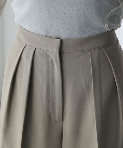 forksy.（フォルクシー）の「【forksy.】【オケージョン対応】ファスナー付きベスト＆シルエットが選べる パンツセット（パンツドレス・レディース・グレー/ブラック/ネイビー・36S/38S/36W/38W）」の10枚目の写真