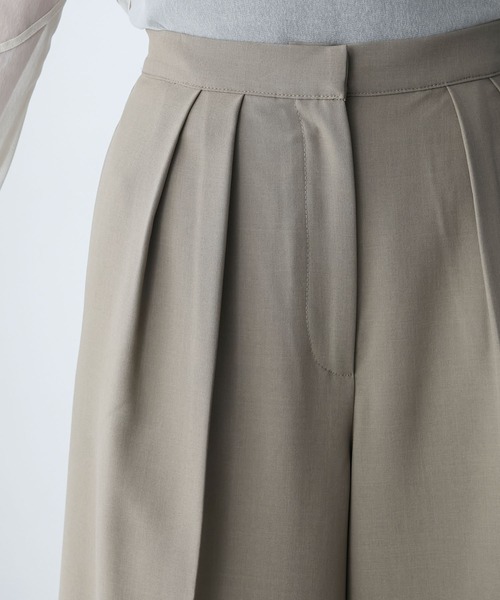 forksy.（フォルクシー）の「【forksy.】【オケージョン対応】ファスナー付きベスト＆シルエットが選べる パンツセット（パンツドレス・レディース・グレー/ブラック/ネイビー・36S/38S/36W/38W）」の11枚目の写真