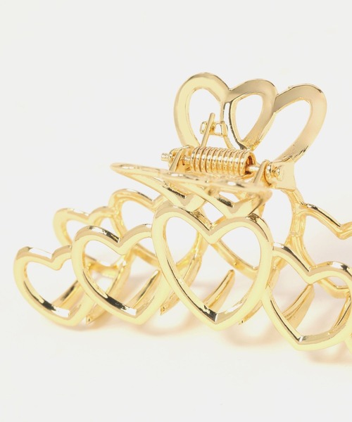 FOREVER 21(フォーエバー トゥエンティーワン)の「ハートヘアクリップ(バレッタ/ヘアクリップ・レディース・シルバー/ゴールド・FREE)」の5枚目の写真