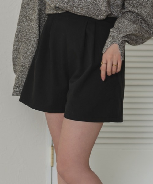 raffime(ラフィミー)の「【Raffime】タックハイウエストショートパンツ(その他パンツ・レディース・アイボリー/ブラック/グレー・フリー)」の8枚目の写真