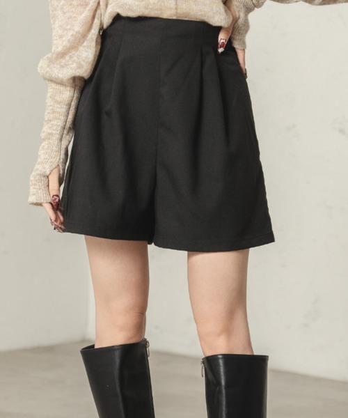 raffime(ラフィミー)の「【Raffime】タックハイウエストショートパンツ(その他パンツ・レディース・アイボリー/ブラック/グレー・フリー)」の11枚目の写真