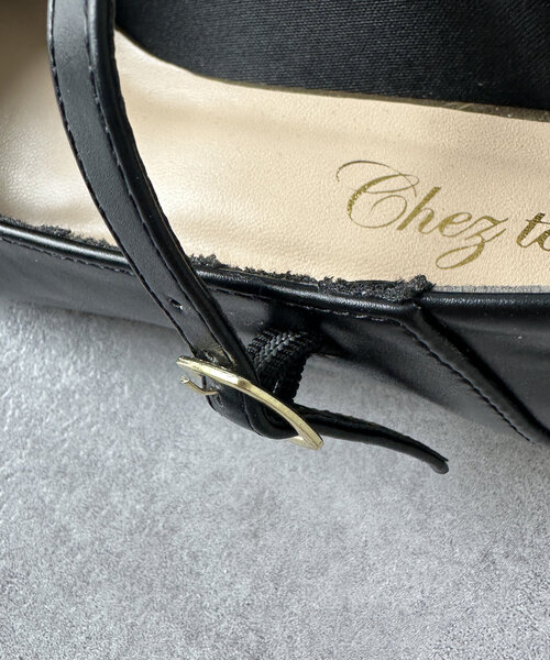 Chez toi（シェトワ）の「メリージューンフラットシューズ（パンプス・レディース・シルバー/ブラック・SMALL/MEDIUM/LARGE）」の8枚目の写真