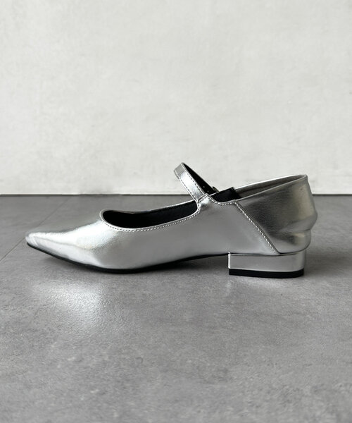 Chez toi（シェトワ）の「メリージューンフラットシューズ（パンプス・レディース・シルバー/ブラック・SMALL/MEDIUM/LARGE）」の3枚目の写真