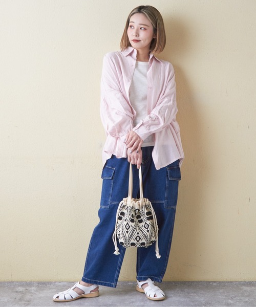 CUBE SUGAR（キューブシュガー）の「ナイロンジャガード柄巾着ミニトートバッグ（トートバッグ・レディース・ナチュラル/ブラック/ブルー・M）」の4枚目の写真