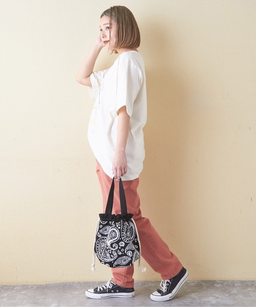 CUBE SUGAR（キューブシュガー）の「ナイロンジャガード柄巾着ミニトートバッグ（トートバッグ・レディース・ナチュラル/ブラック/ブルー・M）」の9枚目の写真