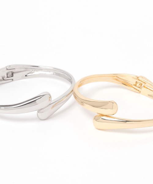 LOWRYS FARM（ローリーズファーム）の「メタルバングル　320815（ブレスレット・レディース・グレー/ベージュ・FREE）」の6枚目の写真