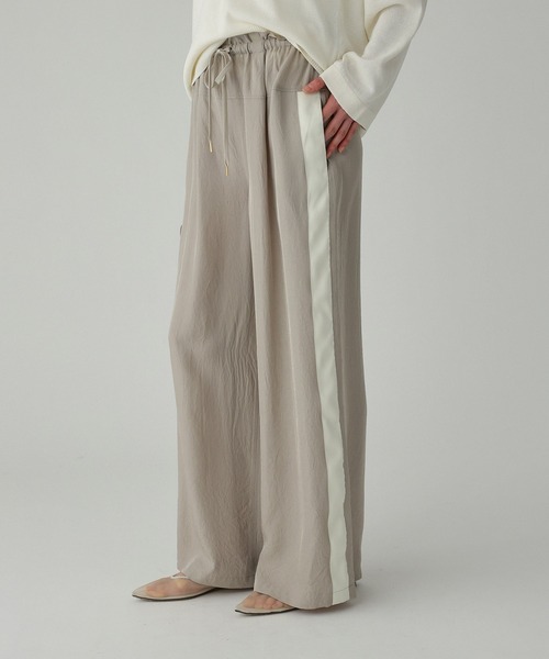 BABYLONE(バビロン)の「ラインドロストパンツ(その他パンツ・レディース・カーキ/ブラック/ブラック系その他/ベージュ/ネイビー・38inch/36inch)」の4枚目の写真